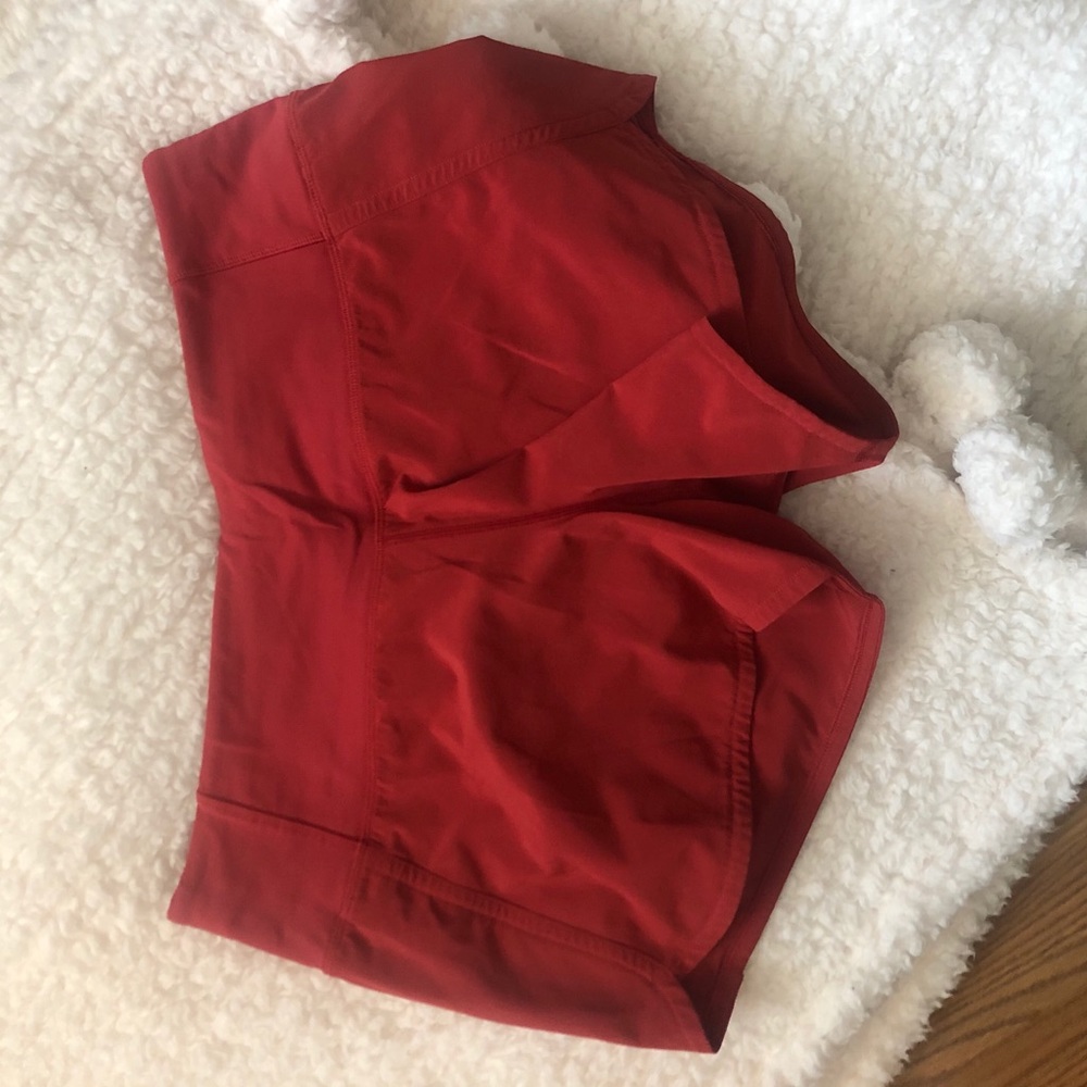 Lululemon Shorts size 6